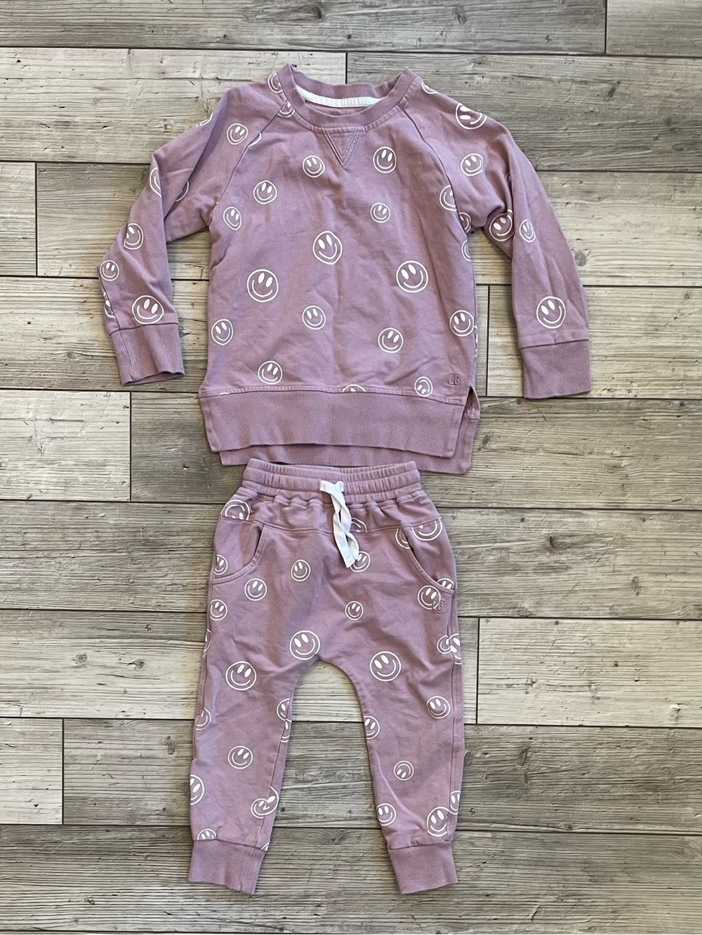 Little Bipsy | Smiley Sweatshirt & Jogger Set | Size: 3T-4T